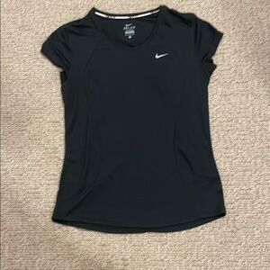 Nike Dri-Fit Black Short Sleeve Top Size Medium
